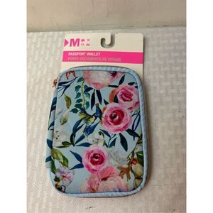 M passport holder blue flowers 6"x4"new